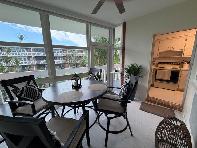 161 NE 10th Avenue 12b, Hallandale Beach, FL 33009