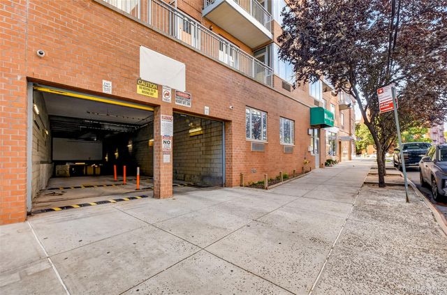 63-14 Queens Boulevard 3M, Woodside, NY 11377