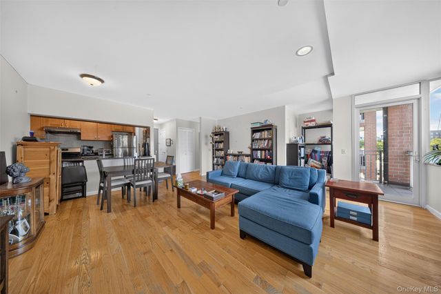 63-14 Queens Boulevard 3M, Woodside, NY 11377