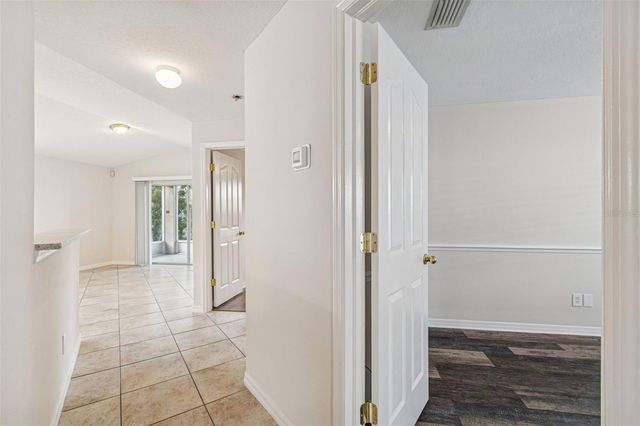 2515 W LEROY STREET, Tampa, FL 33607