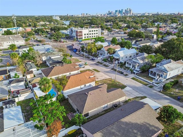 2515 W LEROY STREET, Tampa, FL 33607