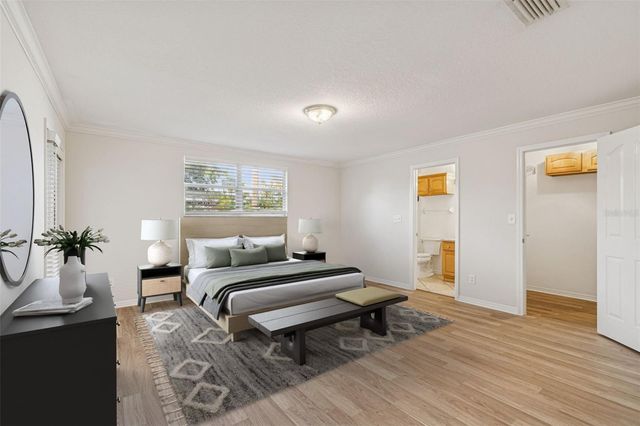 2515 W LEROY STREET, Tampa, FL 33607