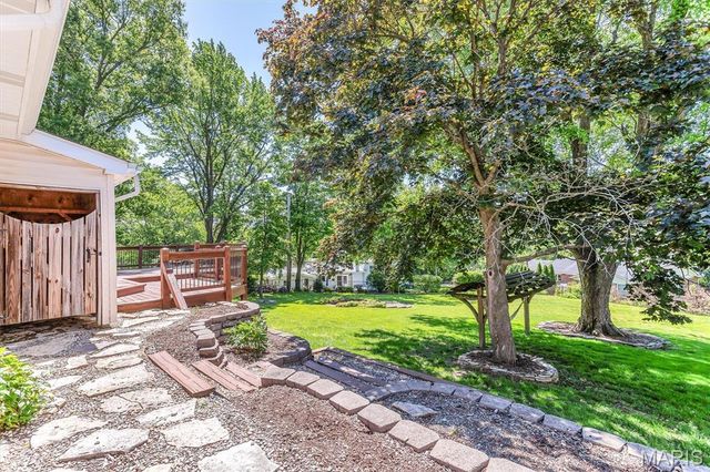 12364 Worthington Drive, Unincorporated, MO 63128