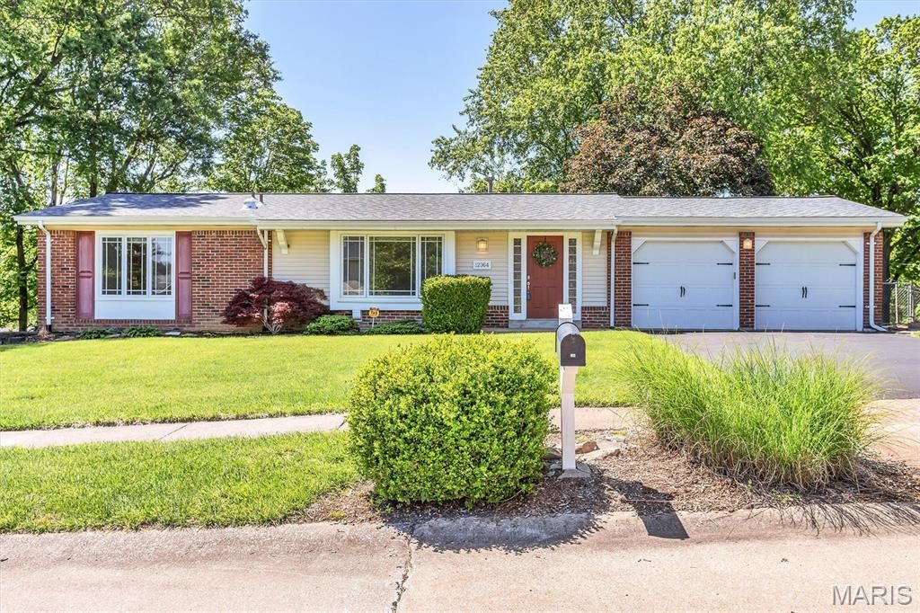 12364 Worthington Drive, Unincorporated, MO 63128