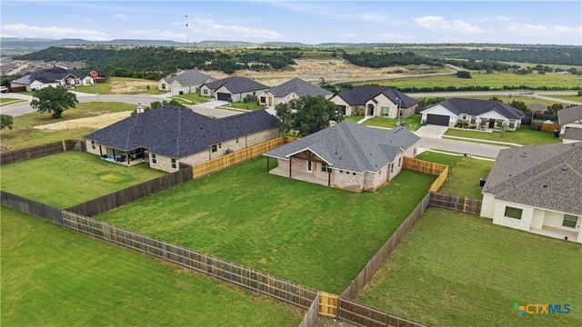 111 Overlook Trail, Copperas Cove, TX 76522
