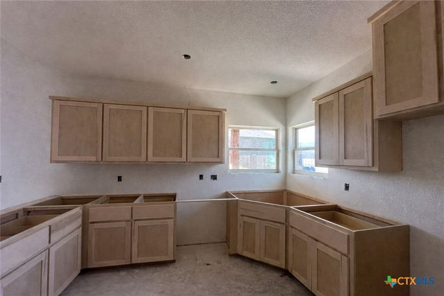 111 Overlook Trail, Copperas Cove, TX 76522