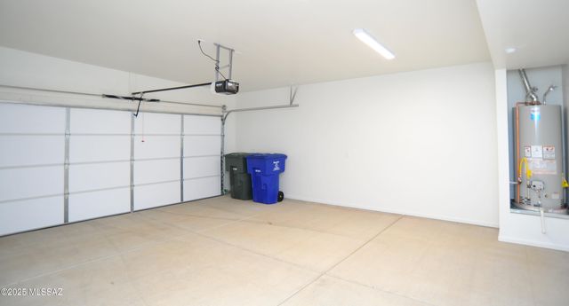 1828 S Math Quiz Drive, Tucson, AZ 85711