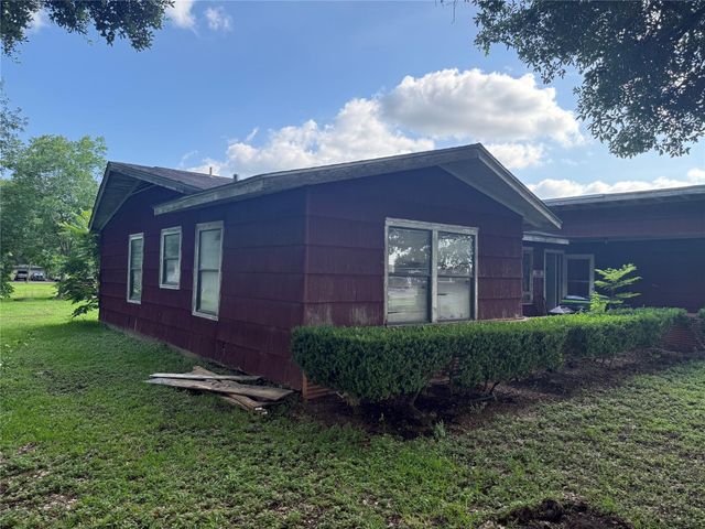 1008 Wilson Drive, Rosenberg, TX 77471