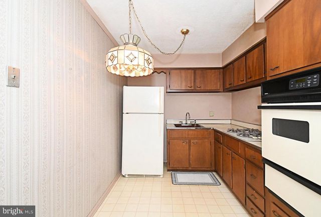 466 CEDAR ST, Lansdale, PA 19446