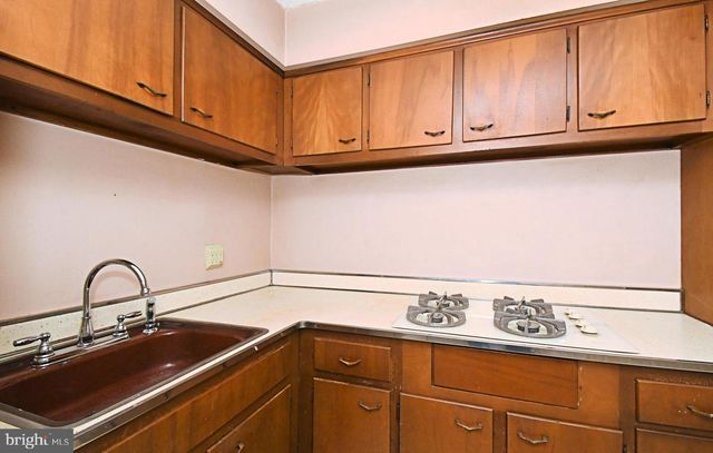 466 CEDAR ST, Lansdale, PA 19446