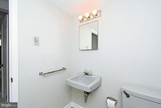 466 CEDAR ST, Lansdale, PA 19446