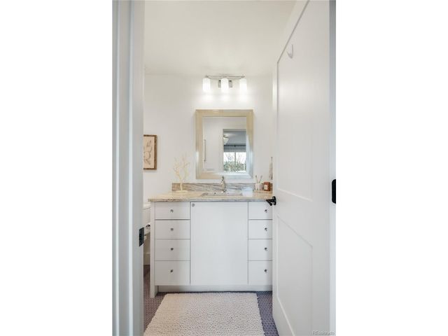 3720 S Dahlia St, Denver, CO 80237