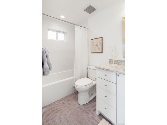 3720 S Dahlia St, Denver, CO 80237