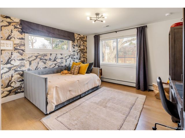 3720 S Dahlia St, Denver, CO 80237