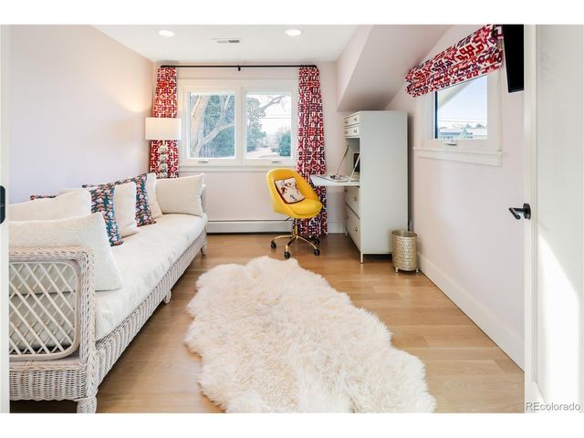 3720 S Dahlia St, Denver, CO 80237