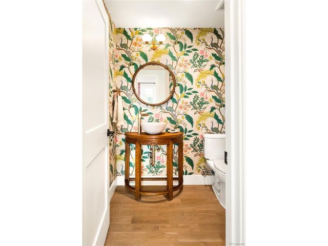 3720 S Dahlia St, Denver, CO 80237