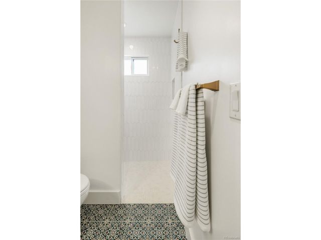 3720 S Dahlia St, Denver, CO 80237