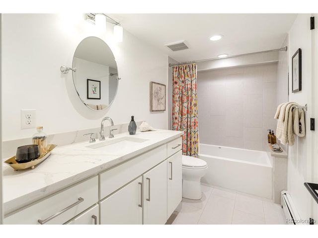 3720 S Dahlia St, Denver, CO 80237