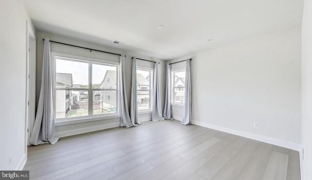 6934 RENITA LN, Bethesda, MD 20817