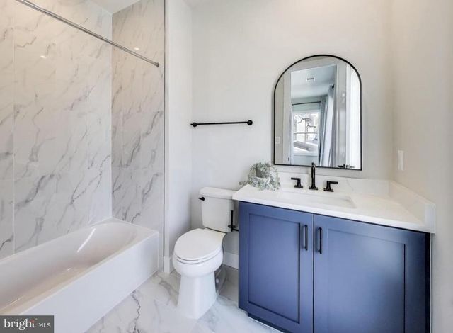 6934 RENITA LN, Bethesda, MD 20817