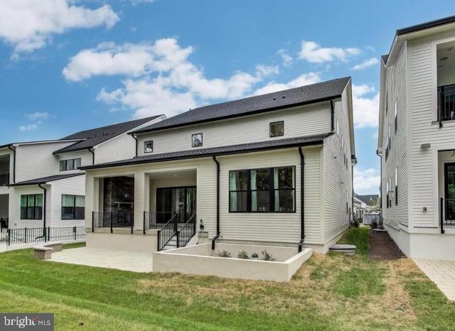 6934 RENITA LN, Bethesda, MD 20817