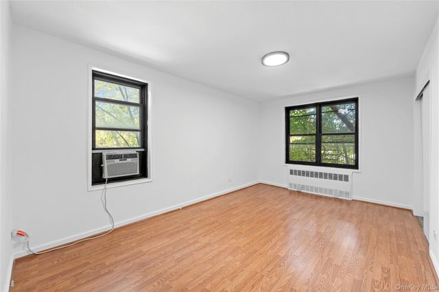 84-01 Main Street 325, Briarwood, NY 11435