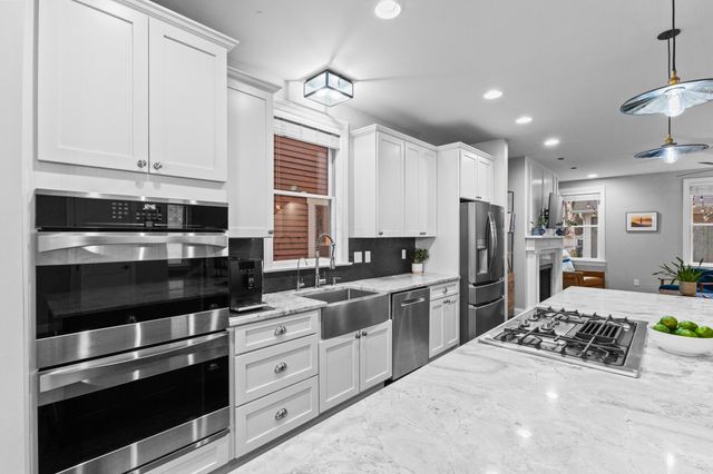 135 Punta Alley, Columbus, OH 43201