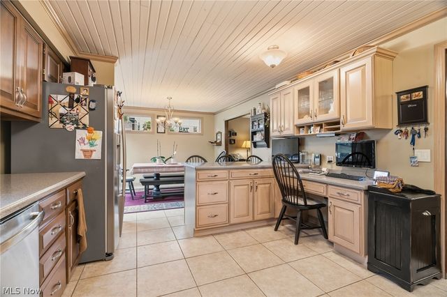 5133 Seaview Circle NW, Canton, OH 44708