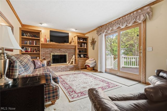 5133 Seaview Circle NW, Canton, OH 44708