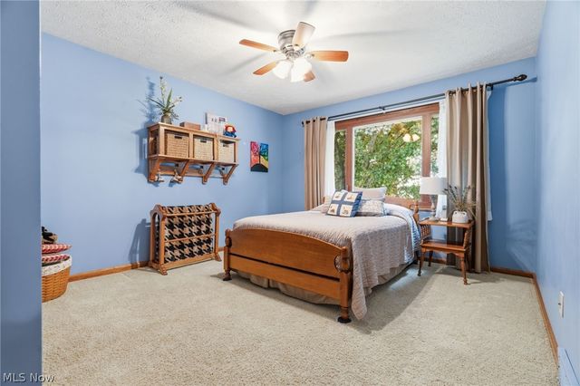 5133 Seaview Circle NW, Canton, OH 44708