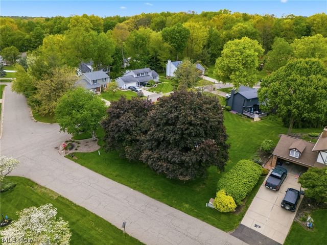 5133 Seaview Circle NW, Canton, OH 44708