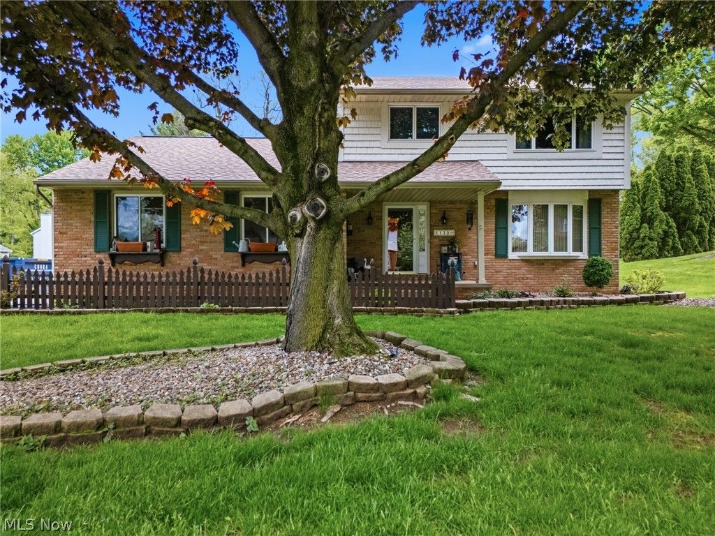 5133 Seaview Circle NW, Canton, OH 44708