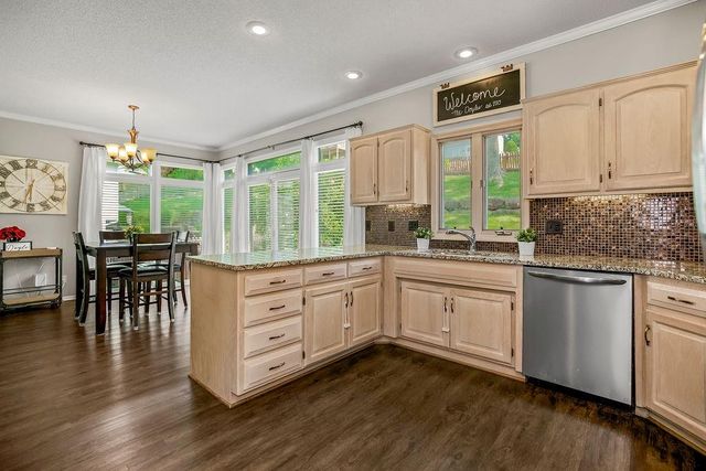 3027 NW 57th Terrace, Kansas City, MO 64151