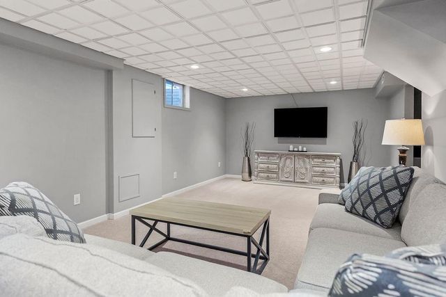 3027 NW 57th Terrace, Kansas City, MO 64151