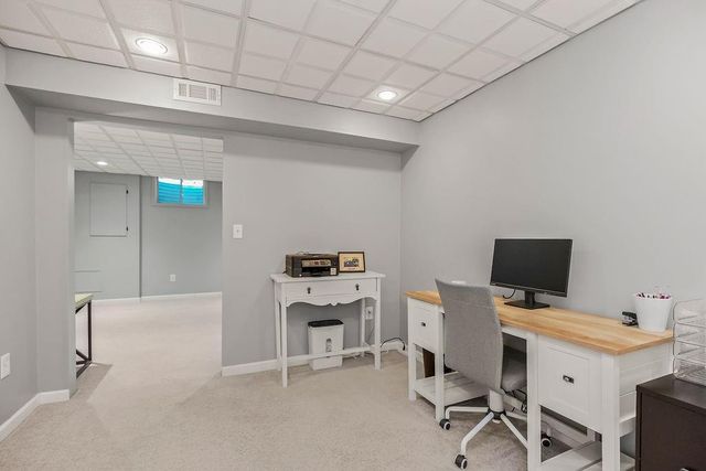 3027 NW 57th Terrace, Kansas City, MO 64151