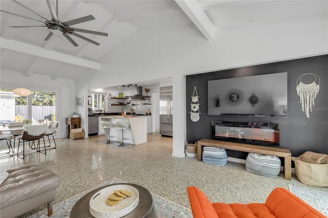 905 N PENINSULA AVENUE, New Smyrna Beach, FL 32169