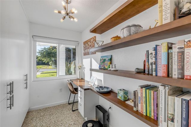 905 N PENINSULA AVENUE, New Smyrna Beach, FL 32169