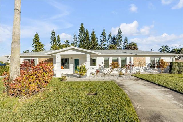 905 N PENINSULA AVENUE, New Smyrna Beach, FL 32169