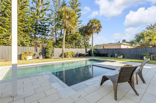 905 N PENINSULA AVENUE, New Smyrna Beach, FL 32169