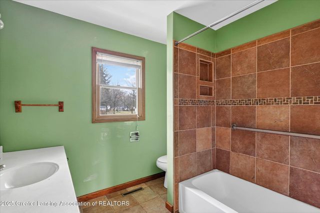 410 Renker Road, Lansing, MI 48917