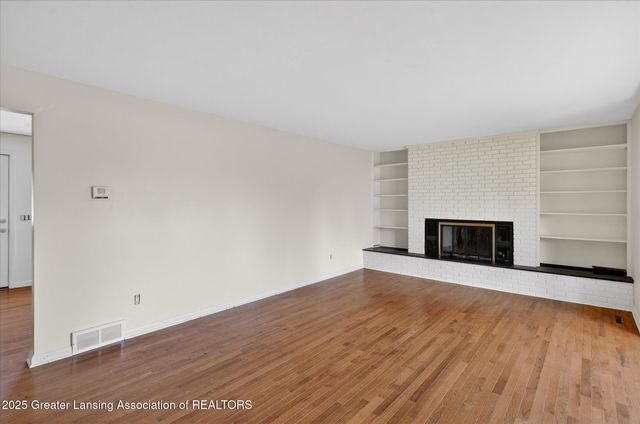 410 Renker Road, Lansing, MI 48917