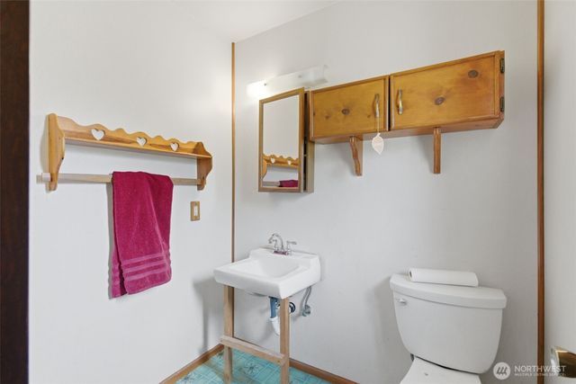 3610 Branson Dr SE, Port Orchard, WA 98366