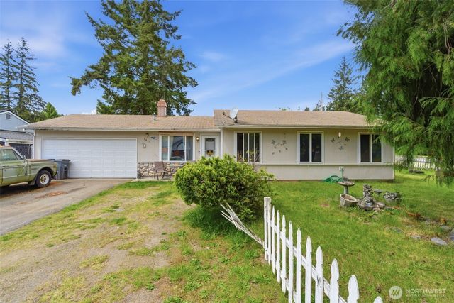 3610 Branson Dr SE, Port Orchard, WA 98366