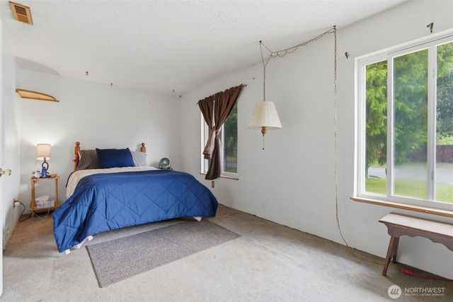 3610 Branson Dr SE, Port Orchard, WA 98366