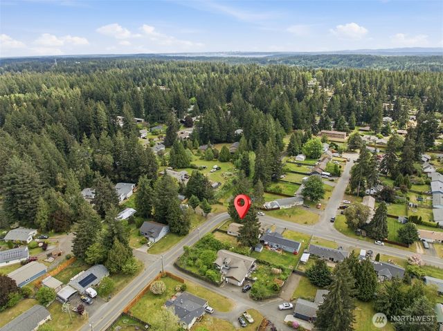 3610 Branson Dr SE, Port Orchard, WA 98366