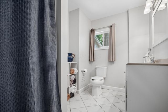128 College, Urbana, OH 43078