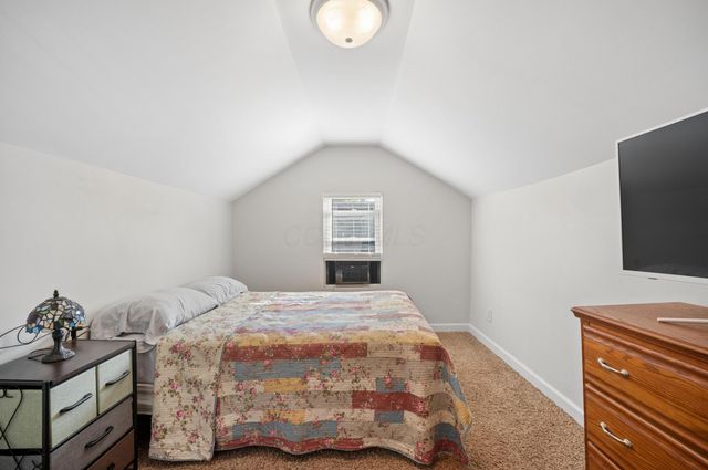 128 College, Urbana, OH 43078