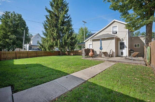 128 College, Urbana, OH 43078