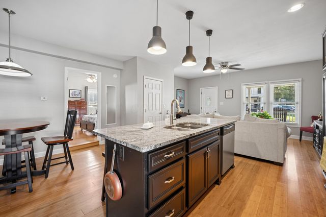 128 College, Urbana, OH 43078