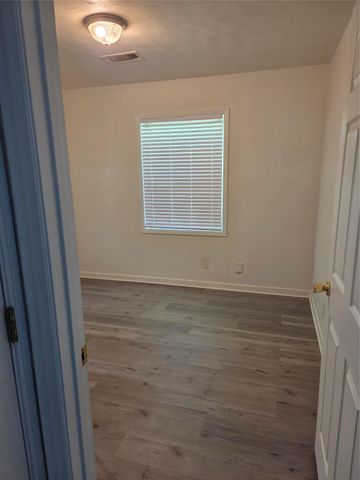322 Elaine Street, La Marque, TX 77568